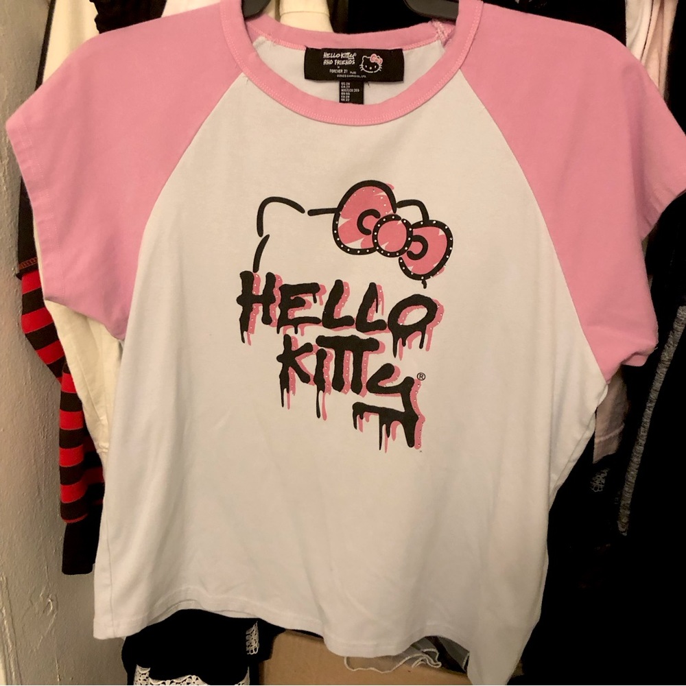 Hello Kitty x Forever 21 Raglan Tee US 2X
